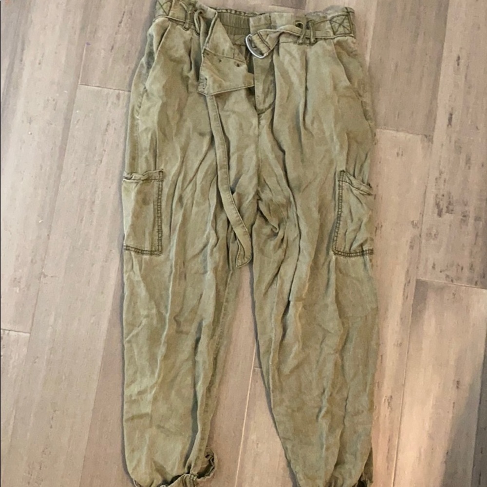 Free people size 10 ankle length cargos GUC